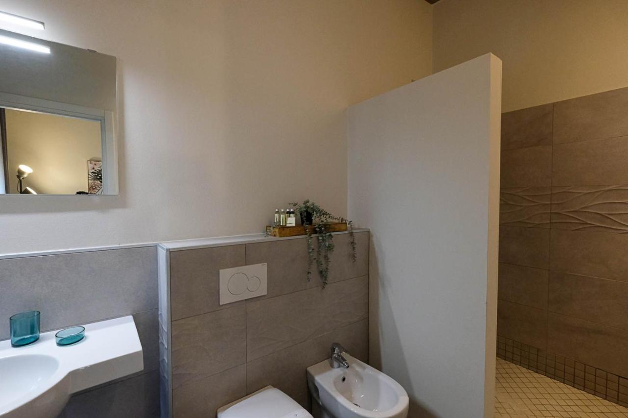 Verona Suites And Rooms ภายนอก รูปภาพ
