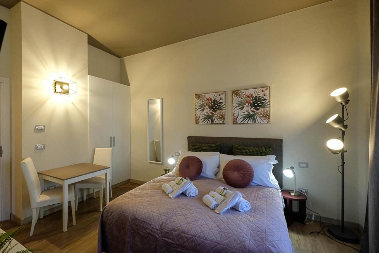 Verona Suites And Rooms ภายนอก รูปภาพ
