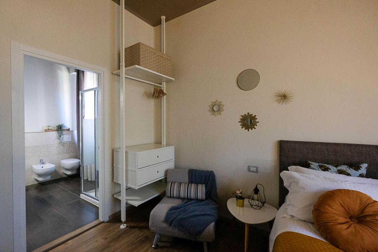 Verona Suites And Rooms ภายนอก รูปภาพ