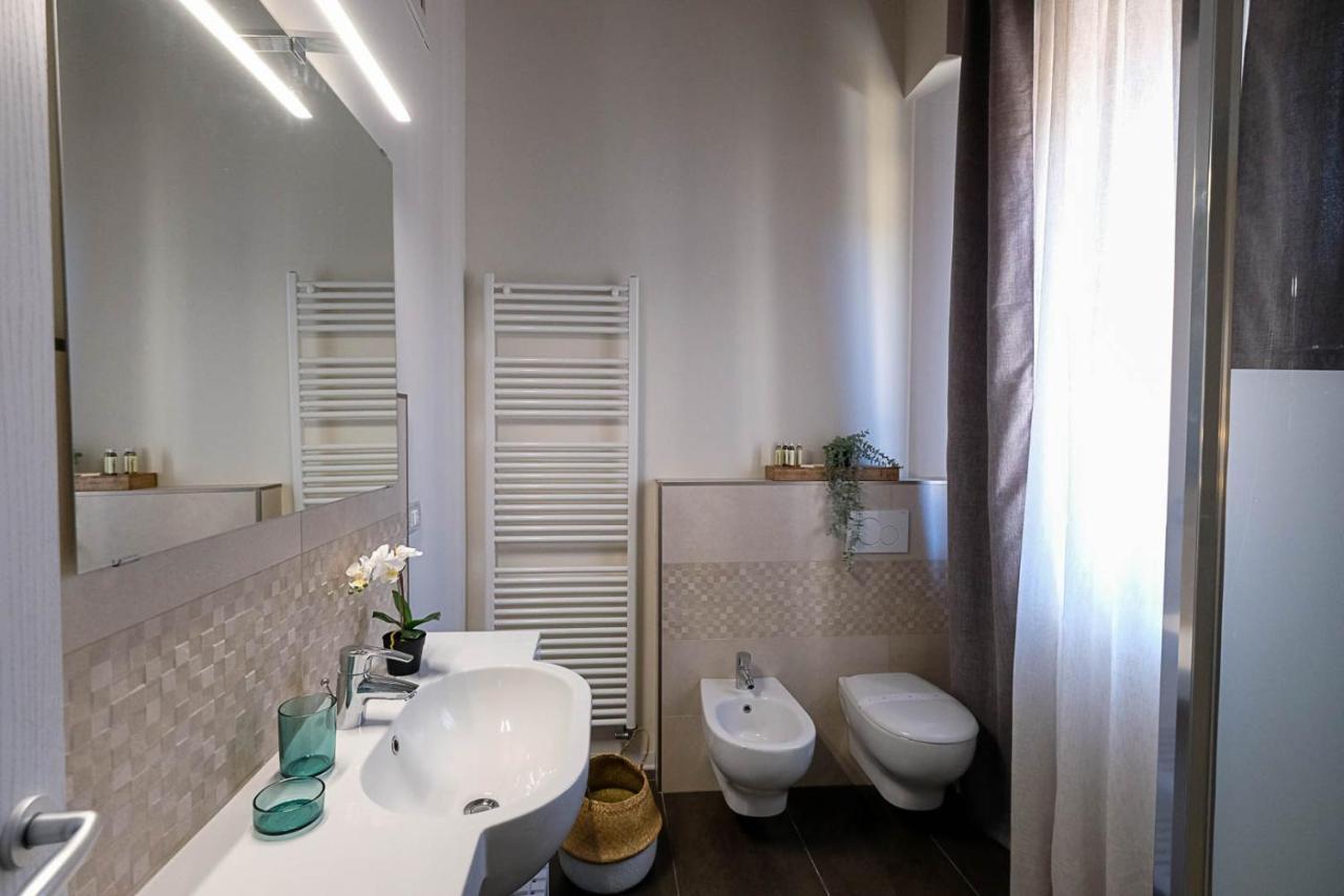 Verona Suites And Rooms ภายนอก รูปภาพ