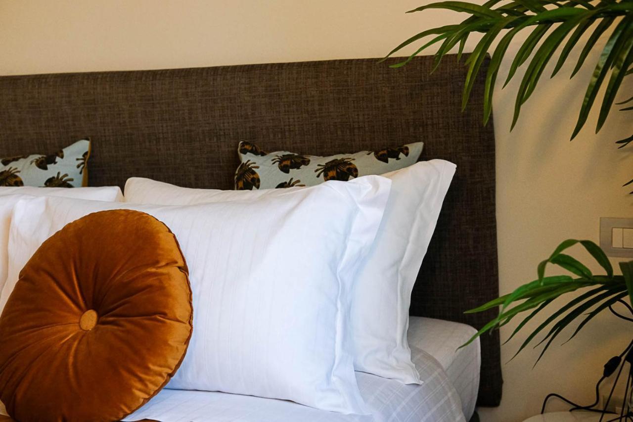 Verona Suites And Rooms ภายนอก รูปภาพ