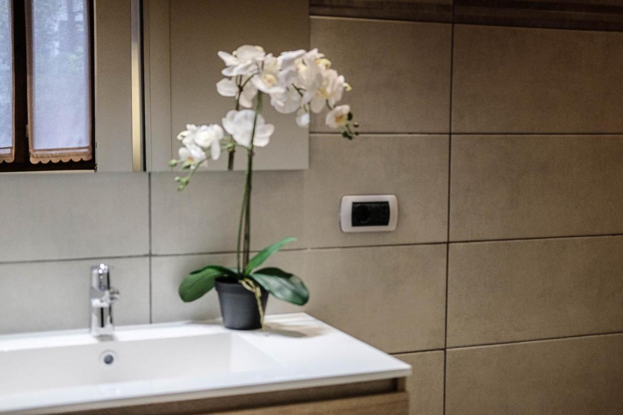Verona Suites And Rooms ภายนอก รูปภาพ
